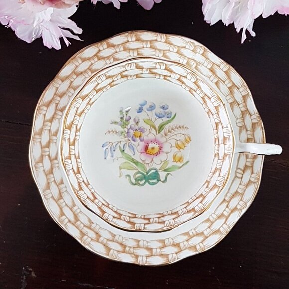 Royal Albert Basket of Flowers Tea Cup Bone China England - Picture 1 of 11
